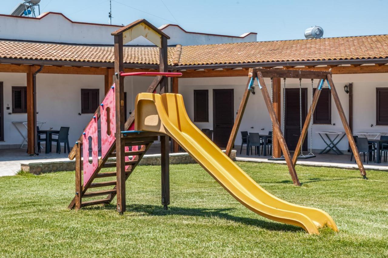 Il Mondo Dei Sogni Porto Cesareo Exterior photo